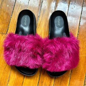 Faux-Fur footbed sandal